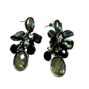 Pierced earrings drop & dangles beaded silvertone smoky & black faceted beads